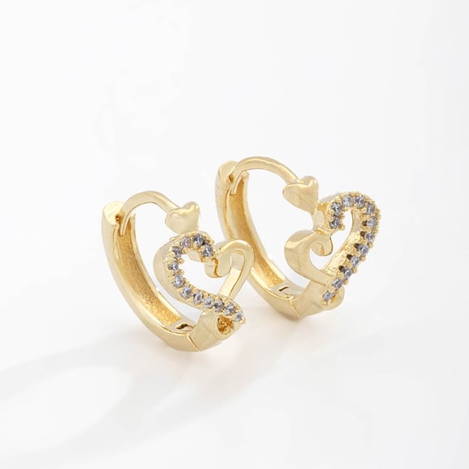 AC-0837 -BRINCO BANHADO A OURO 18K DE ARGOLA COM DESIGN DE CORAÇÃO