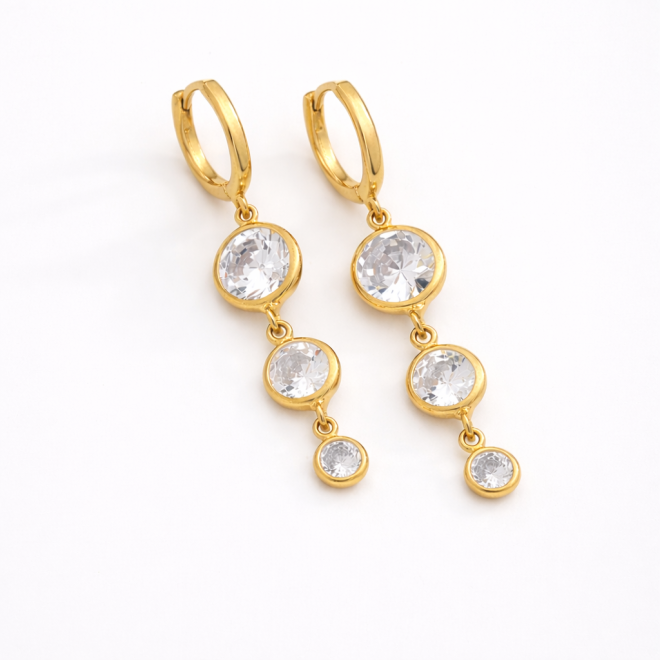 AC-0955 BRINCO BANHADO A OURO 18K DE ARGOLA E PINGENTES EM ZIRCÔNIAS REDONDAS LAPIDADAS 