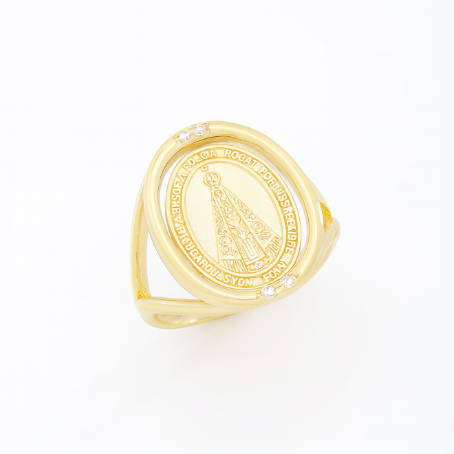 AN-00293 ANEL BANHADO A OURO 18K COM DESIGN DUPLA FACE DE N. S. APARECIDA E TERÇO