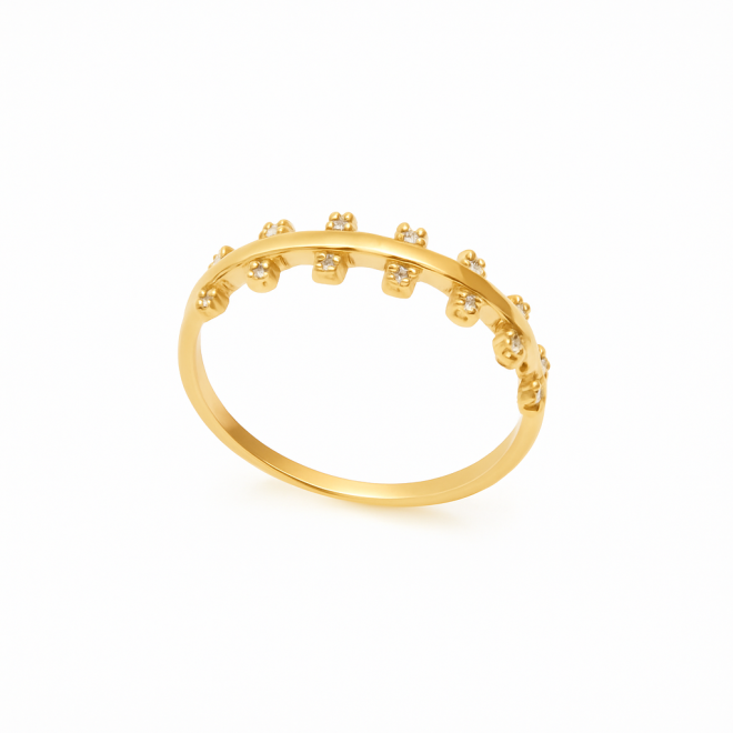 AN-00715 ANEL BANHADO A OURO 18K COM DESIGN DELICADO EM MEIA ALIANÇA