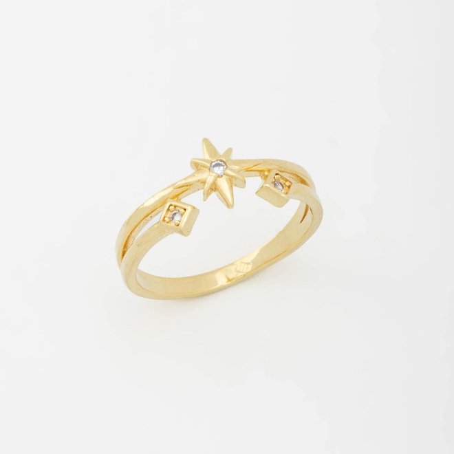 AN-00970 ANEL COM DESIGN INSPIRADO EM ESTRELA E DETALHES EM ZIRCÔNIAS