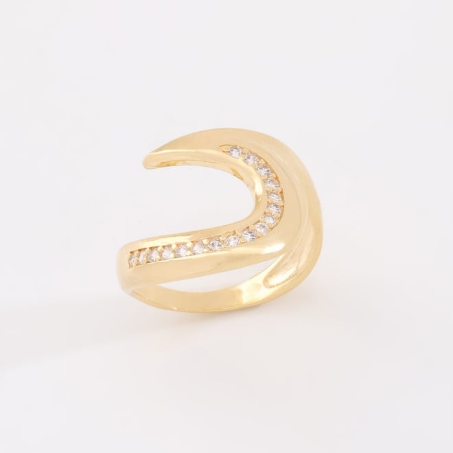 AN-01934 ANEL BANHADO A OURO 18K COM DESIGN GEOMÉTRICAS E DETALHE CRAVEJADO EM ZIRCÔNIAS