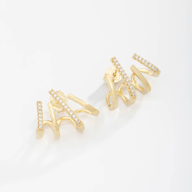 BR-00315 BRINCO BANHADO A OURO 18K EAR HOOK COM DESIGN MINIMALISTA