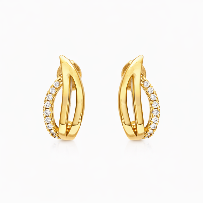 BR-01205 BRINCO BANHADO A OURO 18K COM DESIGN ENTRELAÇADO E DETALHE LATERAL EM ZIRCÔNIAS
