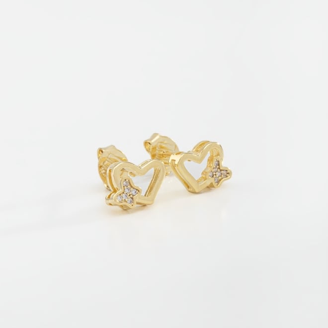 BR-01275 BRINCO BANHADO A OURO 18K FIXO PEQUENO COM DESIGN EM CORAÇÃO