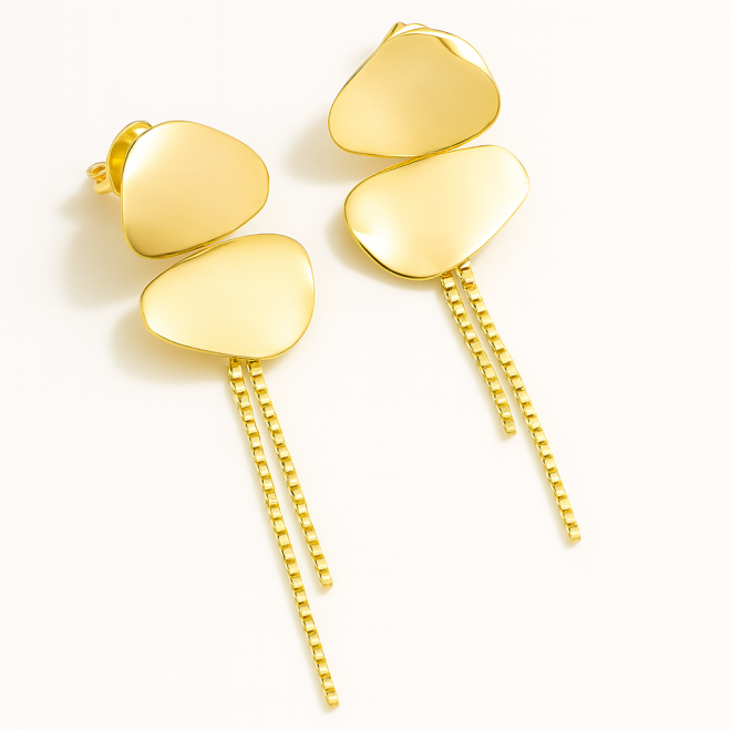 BR-02118 BRINCO BANHADO A OURO 18K COM DESIGN ORGÂNICO 