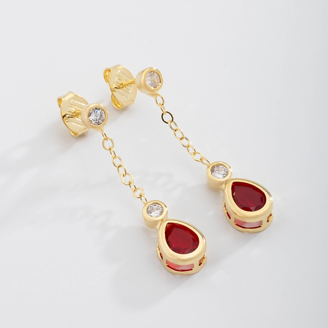 BR-02170 BRINCO BANHADO A OURO 18K COM ZIRCÔNIAS CRAVEJADAS E PEDRA EM FORMATO DE GOTA