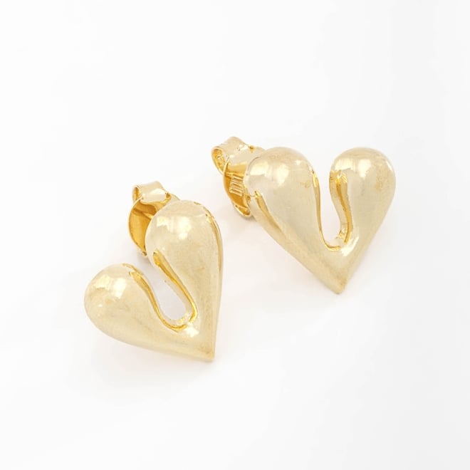 BR-02282 -BRINCO BANHADO A OURO 18K DE CORAÇÃO COM DESIGN ORGÂNICO