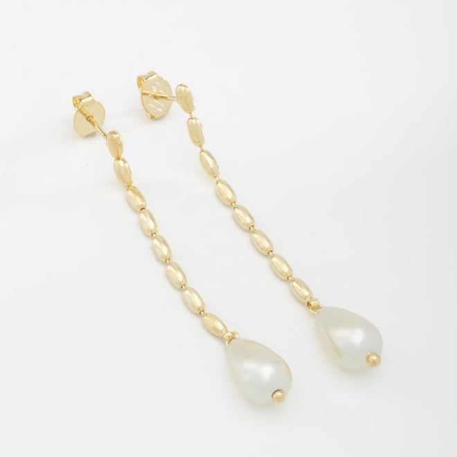 BR-02504 BRINCO BANHADO A OURO 18K COM CORRENTE EM ELOS ALONGADOS E PÉROLA