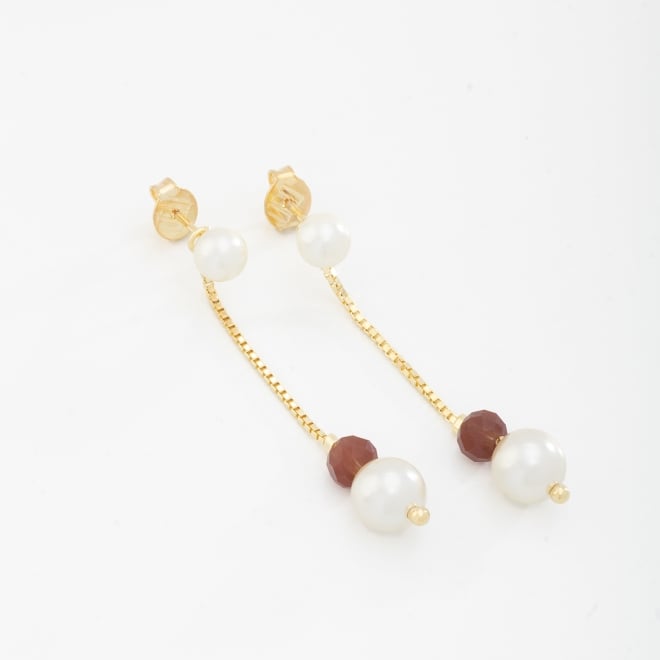 BR-02572-BRINCO DOIS EM UM COM PÉROLA E DETALHES EM PEDRA FACETADA
