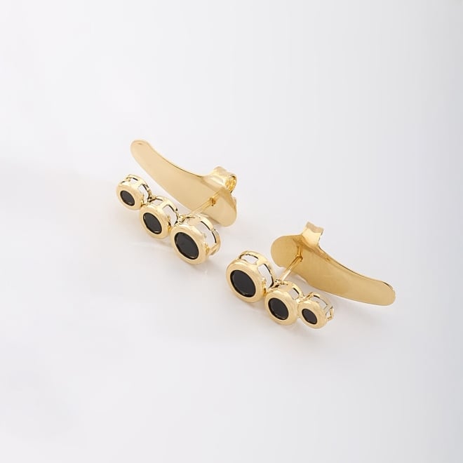 BR-02820 BRINCO EAR CUFF COM TRÊS PEDRAS REDONDAS 