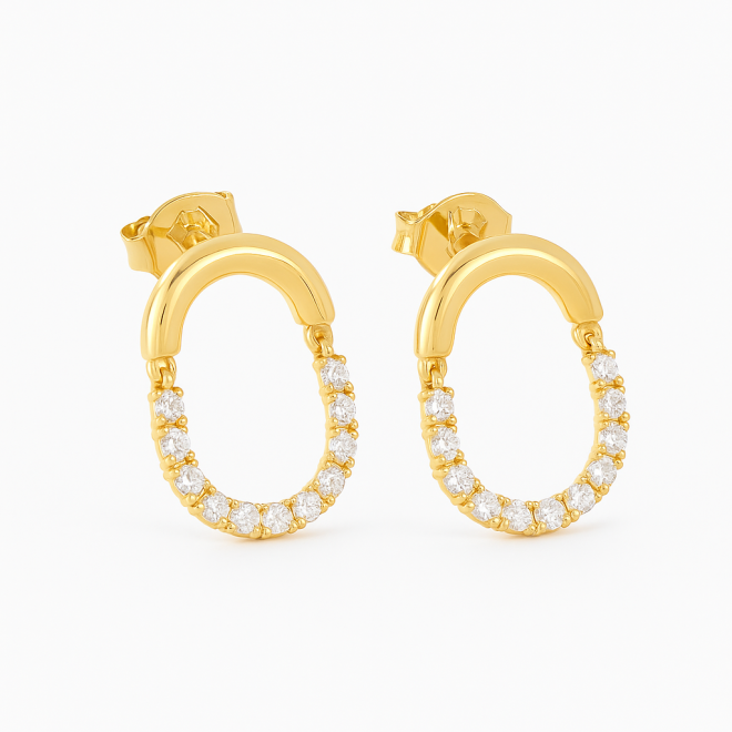 BR-02968 BRINCO BANHADO A OURO 18K COM DESIGN OVAL CONTEMPORÂNEO