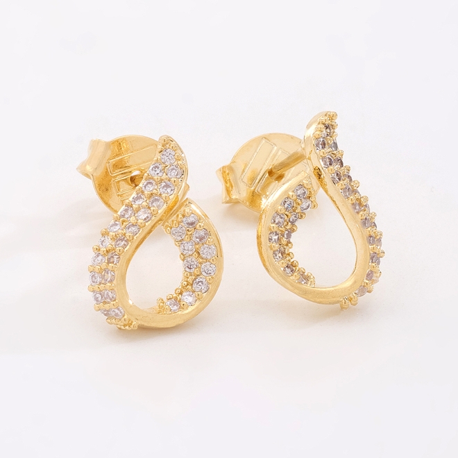 BR-03019 BRINCO BANHADO A OURO 18K COM DESIGN ORG&Acirc;NICO ENTRELA&Ccedil;ADO E DETALHES CRAVEJADOS