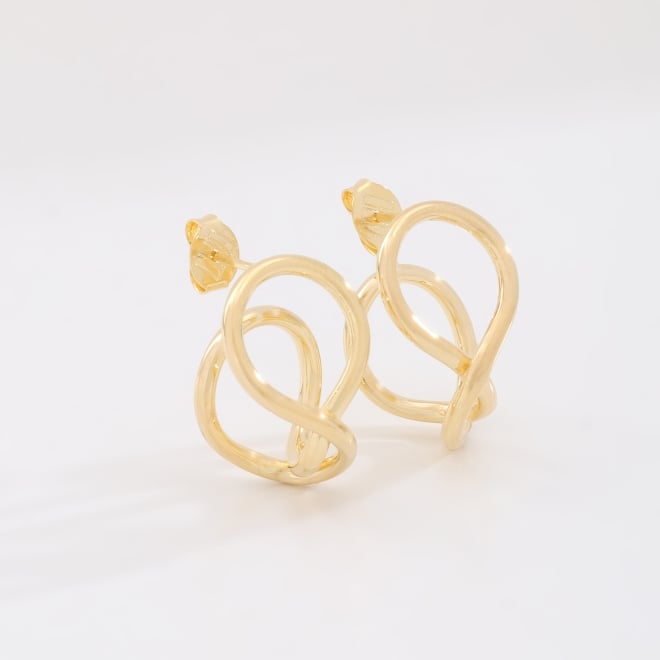 BR-03114 BRINCO BANHADO A OURO 18K COM DESIGN ENTRELAÇADO