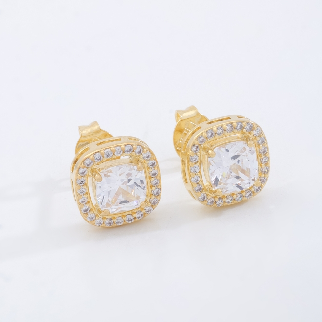 BR-03323-BRINCO QUADRADO COM ZIRCÔNIA  CRAVEJADO
