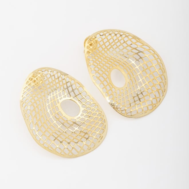 BR-02263 BRINCO BANHADO A OURO 18K COM DESIGN ORGÂNICO VAZADO