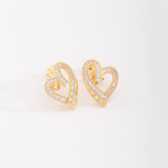 BX-0104 BRINCO BANHADO A OURO 18K DE CORAÇÃO COM DETALHES EM ZIRCÔNIA BAGUETE