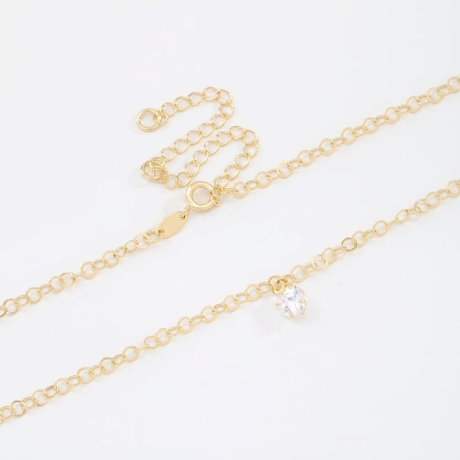 CH-0004 CHOKER BANHADA A OURO 18K COM CORRENTE DE ELOS DELICADOS E PINGENTE DE CORAÇÃO