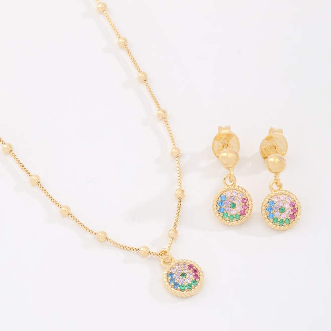 CI-00088 CONJUNTO INFANTIL BANHADO A OURO 18K COM PINGENTES REDONDOS EM ZIRCÔNIAS COLORIDAS