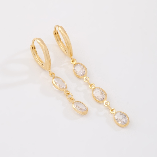 DAC-0039 BRINCO BANHADO A OURO 18K DE ARGOLA DUPLA COM PINGENTES EM ZIRCÔNIAS OVAIS