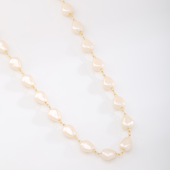 GR-01262 COLAR BANHADO A OURO 18K COM PÉROLAS IRREGULARES