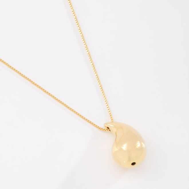 GR-01574 COLAR BANHADO A OURO 18K COM PINGENTE ORGÂNICO POLIDO EM FORMATO FLUIDO