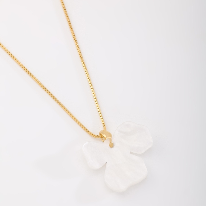 GR-02081 COLAR COM PINGENTE DE FLOR EM ACRÍLICO PEROLADO