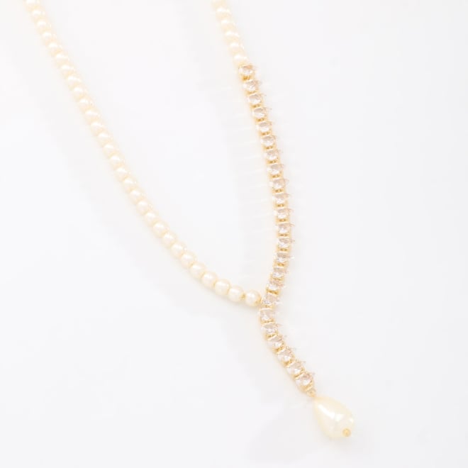 GR-02177 COLAR BANHADO A OURO 18K ASSIMÉTRICO COMPOSTO PÉROLAS E ZIRCÔNIAS