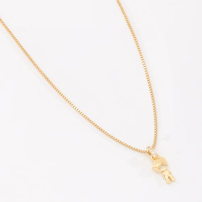 GR-02265 COLAR BANHADO A OURO 18K COM PINGENTE EM FORMATO DE MENINO E DETALHE EM ZIRCÔNIAS