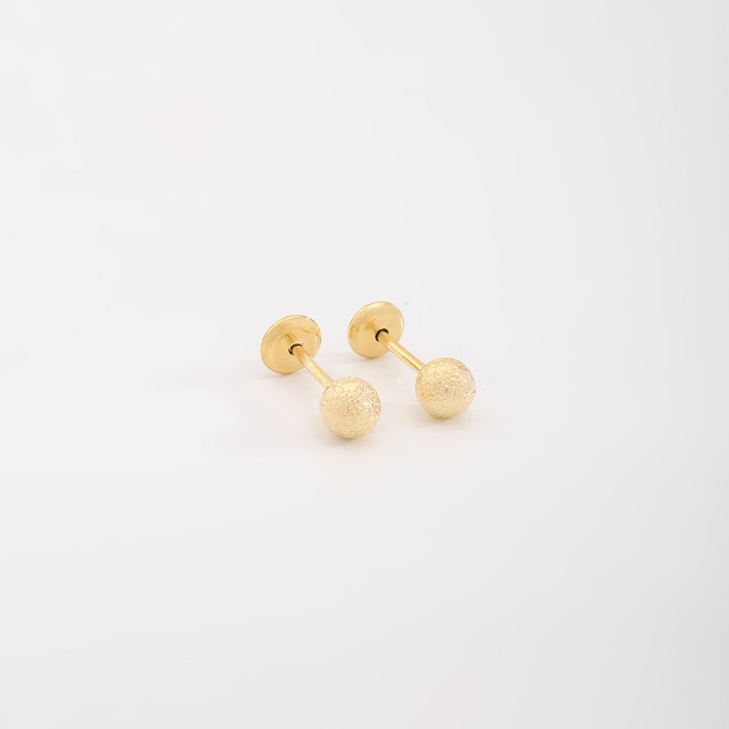 KBFI-0005 KIT BRINCO COM 10 PARES INFANTIL BANHADO A OURO 18K COM ESFERA TEXTURIZADA