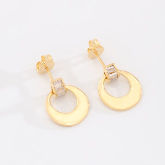 OUTB-01138 BRINCO COM PINGENTE CIRCULAR E DETALHE EM ZIRCÔNIAS RETANGULARES
