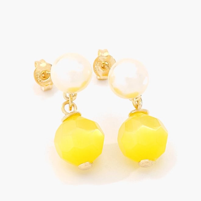 OUTBBB-00005 BRINCO BANHADO A OURO 18K COM DETALHE EM PÉROLA E ESFERA FACETADA