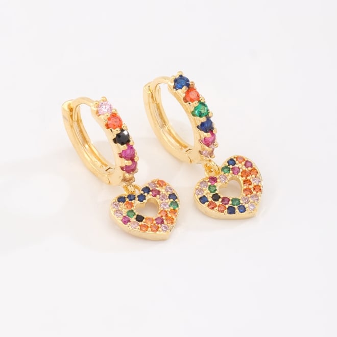 OUTKBT-0885 KIT COM 5 PARES DE BRINCO BANHADO A OURO 18K ARGOLINHA COM PINGENTE DE CORAÇÃO VAZADO