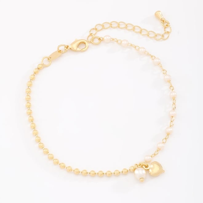 PU-00873 PULSEIRA COM PINGENTES DE PÉROLA E CORAÇÃO