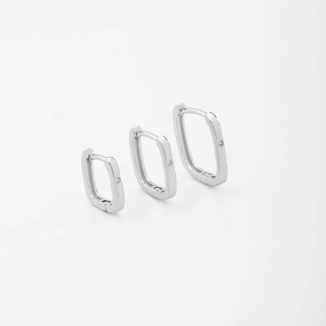 TACB-0135 TRIO DE ARGOLA RÓDIO COM DESIGN RETANGULAR E DETALHE DE ZIRCÔNIA