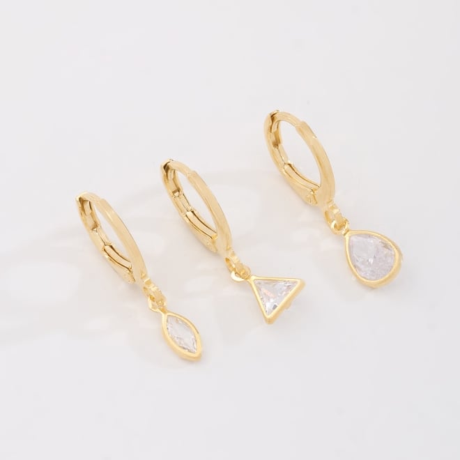 TAQ-00031 KIT COM 3 BRINCOS BANHADOS A OURO 18K DE ARGOLA COM PINGENTES GEOMÉTRICOS