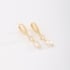 AC-0962 BRINCO ARGOLA BANHADO A OURO 18K COM DETALHE EM ZIRCÔNIA E PINGENTE DE PÉROLA