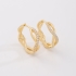 AC-1109 -BRINCO BANHADO A OURO 18K DE ARGOLA COM DESIGN ENTRELAÇADO