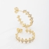 AGL-00049 BRINCO BANHADO A OURO 18K EM FORMATO DE ARGOLA COM DETALHES OVAIS