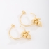 AGL-00087 ARGOLA BANHADO A OURO 18K COM PINGENTES EM ESFERAS
