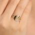 AN-01974 ANEL BANHADO A OURO 18K COM DESIGN ESPIRAL MODERNO
