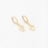 AQ-00003 BRINCO BANHADO A OURO 18K ARGOLA COM PINGENTE EM FORMATO DE MÃO DE FÁTIMA