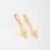 AQ-00230 BRINCO BANHADO A OURO 18K ARGOLA COM PINGENTE EM FORMATO DE NOTA MUSICAL