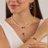 AQ-00265 BRINCO ARGOLA CLICK BANHADO A OURO 18K COM CRISTAL FACETADO E PINGENTE EM FORMATO DE CONCHA