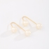 BR-00311 BRINCO BANHADO A OURO 18K COM DESIGN MODERNO E DETALHES EM PÉROLAS
