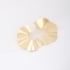BR-00548 BRINCO BANHADO A OURO 18K COM DESIGN ORGÂNICO