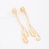 BR-01548 BRINCO BANHADO A OURO 18K COM DESIGN ALONGADO EM FORMATO ORGÂNICO