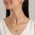 GR-01608 COLAR BANHADO A OURO 18K COM PINGENTE EM FORMATO DE FLOR COM DESIGN VAZADO