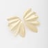BR-01644 BRINCO BANHADO A OURO 18K COM DESIGN EM FORMATO DE FOLHAS