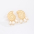 BR-02946 BRINCO BANHADO A OURO 18K COM DESIGN EM ESPIRAL E PINGENTES EM PÉROLAS